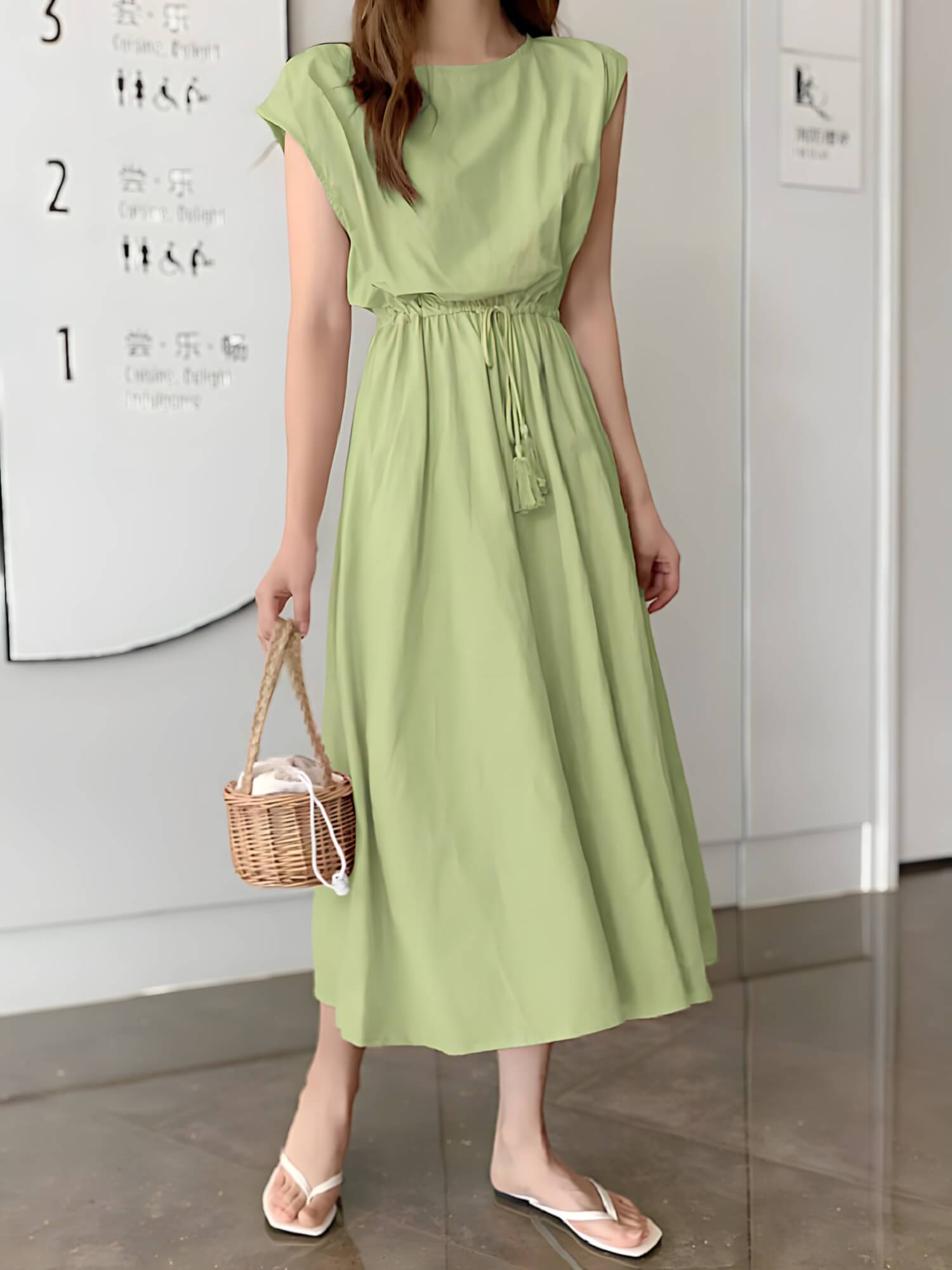 Vestido Mídi com Amarração Ruby