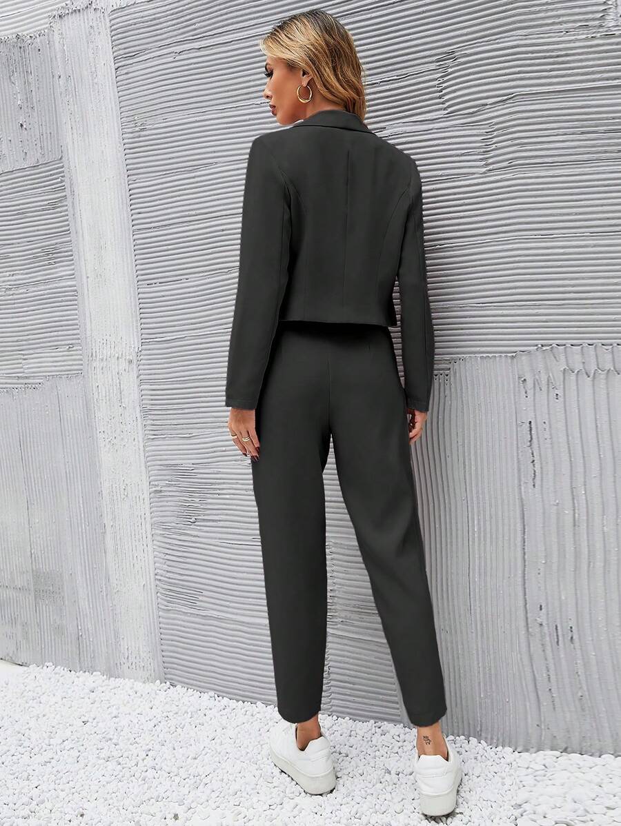 Conjunto Feminino Calça e Blazer Com Bolsos Frontais Plissados
