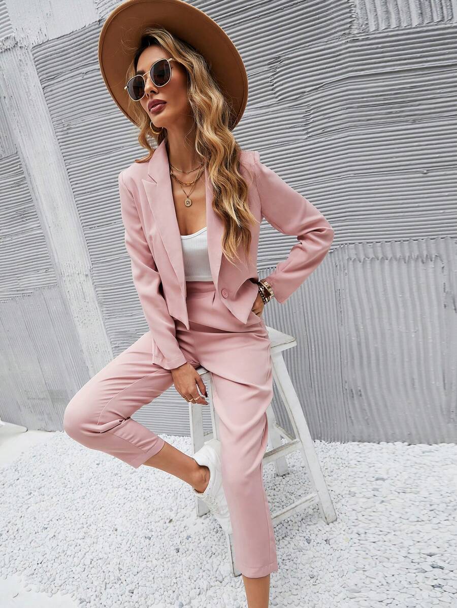 Conjunto Feminino Calça e Blazer Com Bolsos Frontais Plissados