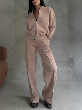Conjunto Bruna Feminino com Jaqueta de Zíper e Calça Reta com Bolsos
