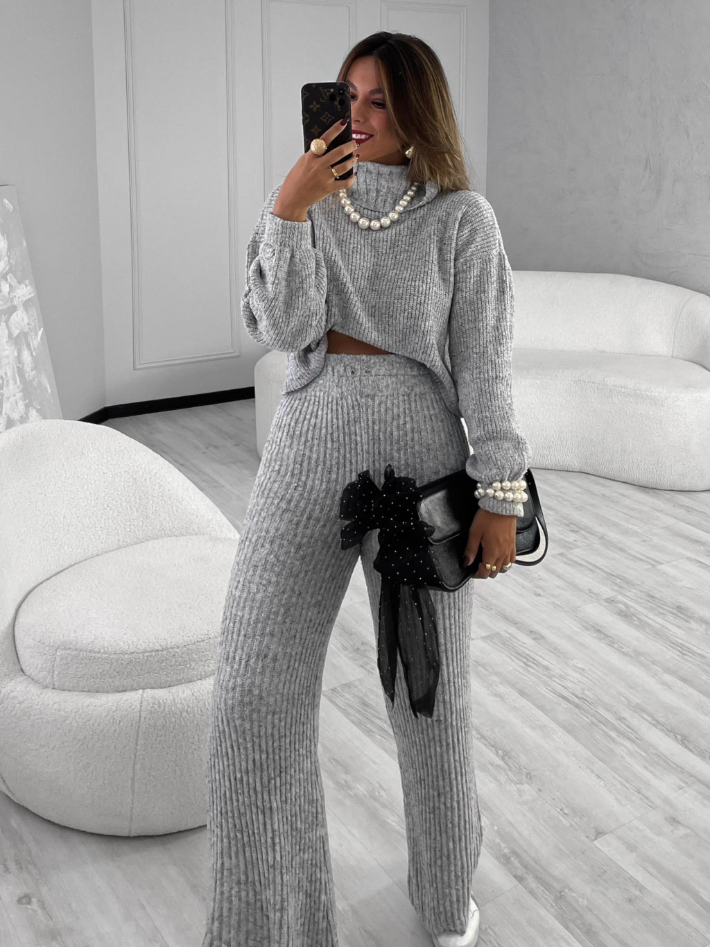 Conjunto Feminino Inverno Mousse Calça e Blusa Gola Alta Tricot